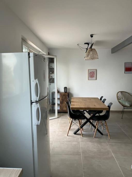 Appartement T4 Terrasse Et Vue Istres Exterior foto